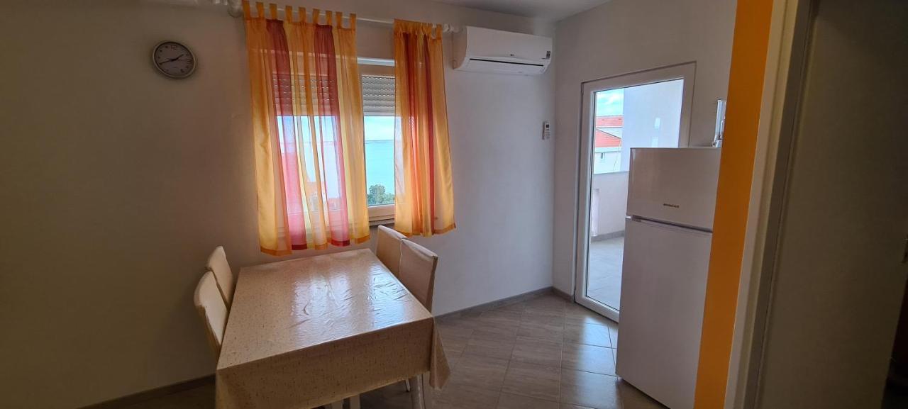 Apartmani Cesar Ртина Экстерьер фото