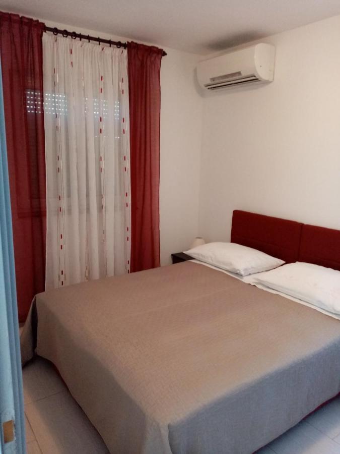 Apartmani Cesar Ртина Экстерьер фото