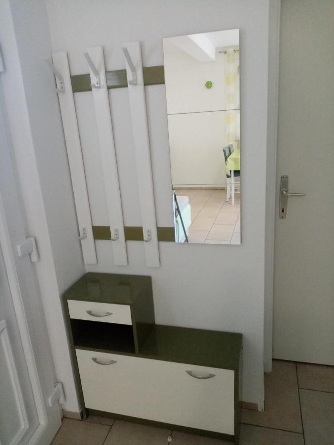 Apartmani Cesar Ртина Экстерьер фото